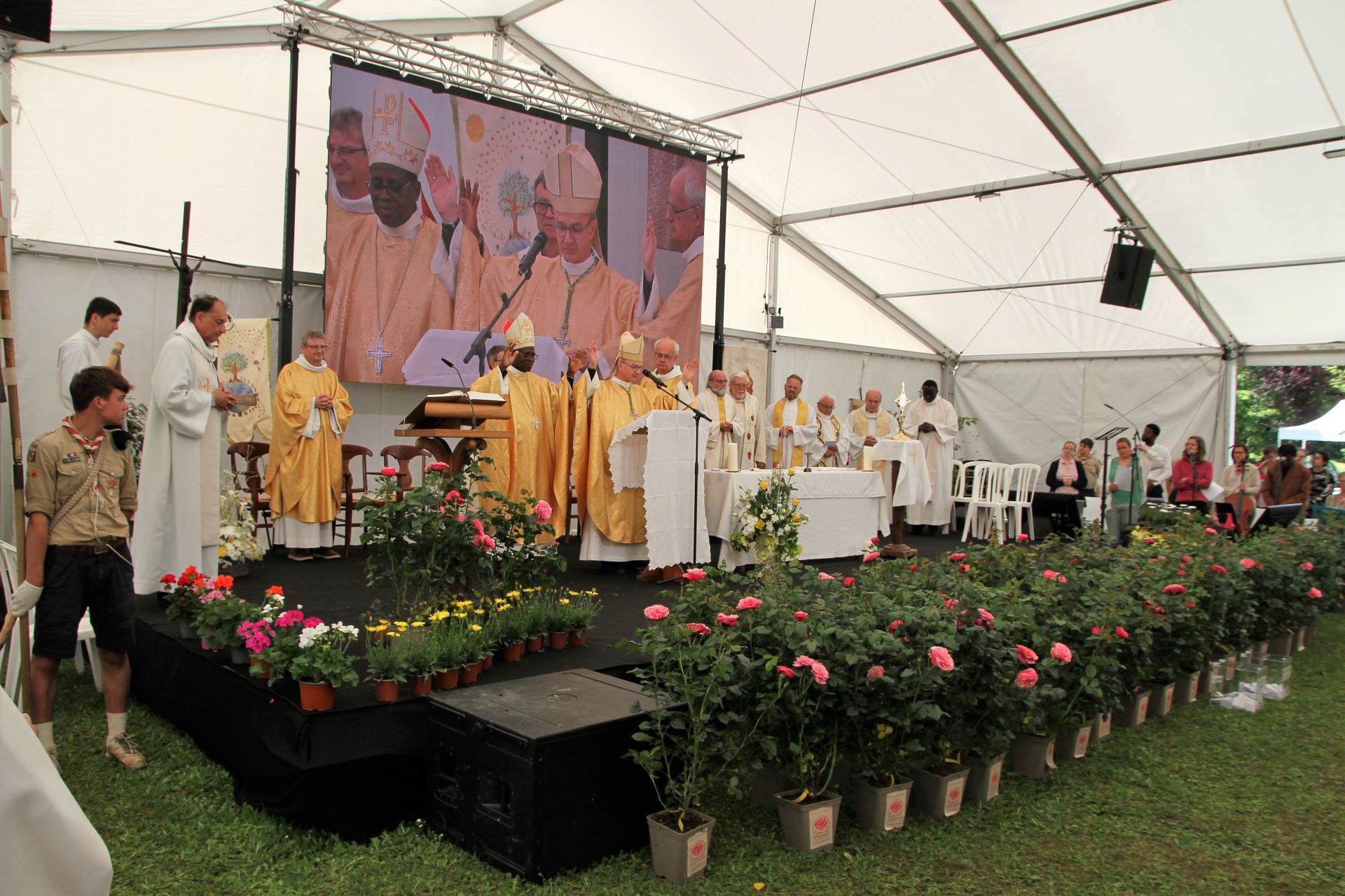 Triduum de la béatification : dimanche 18 mai | Messe d’action de grâce et journée festive