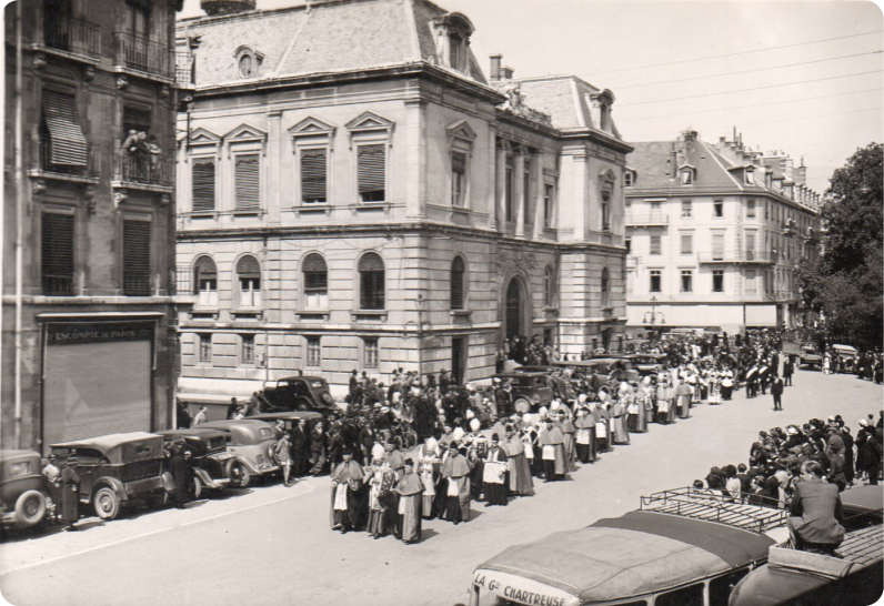 Photo de la procession pour Camille